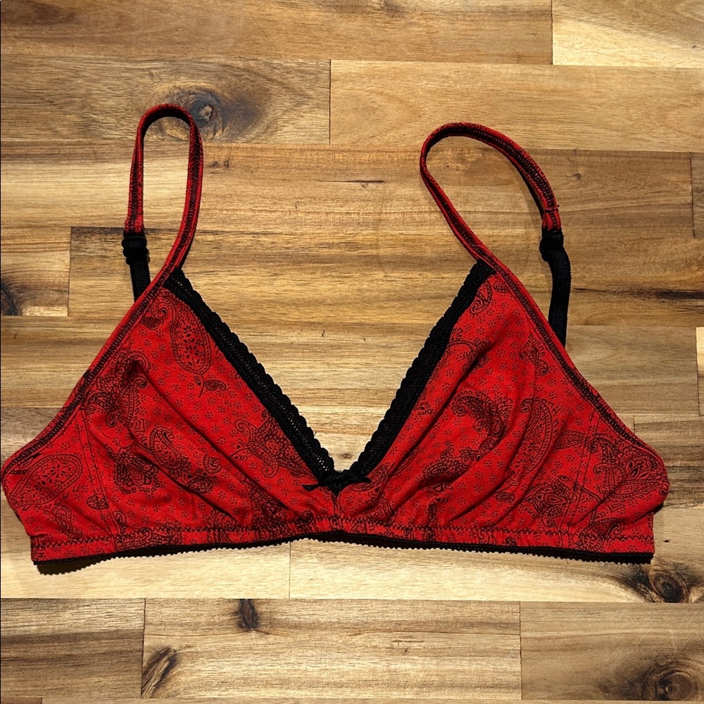Vintage y2k Red Paisley Triangle Bralette with Black Lace Trim